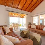 Villa Evita Private Pool, Jacuzzi&sea Views Costa Adeje (Tenerife)