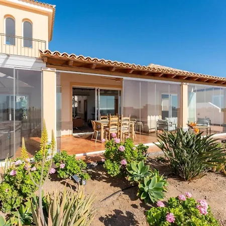 Villa Evita Private Pool, Jacuzzi&sea Views Costa Adeje (Tenerife)