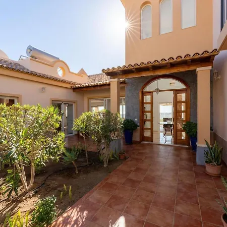 Evita Private Pool, Jacuzzi&sea Views Villa