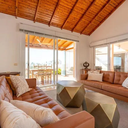 Villa Evita Private Pool, Jacuzzi & Sea Views Costa Adeje (Tenerife)