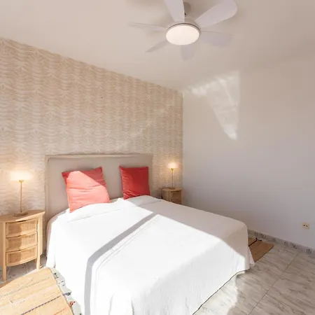 Evita Private Pool, Jacuzzi & Sea Views Villa