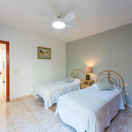 Evita Private Pool, Jacuzzi & Sea Views Villa Costa Adeje (Tenerife)