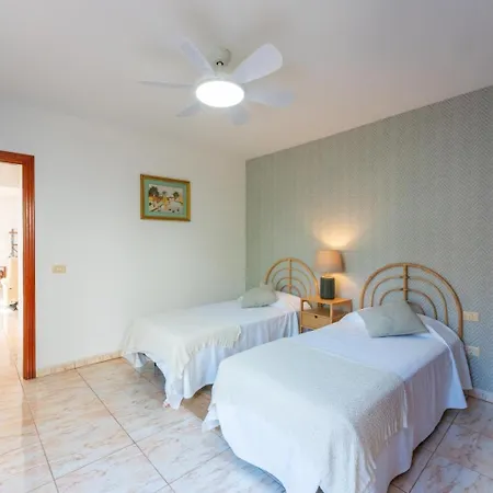 Evita Private Pool, Jacuzzi & Sea Views Villa Costa Adeje (Tenerife)