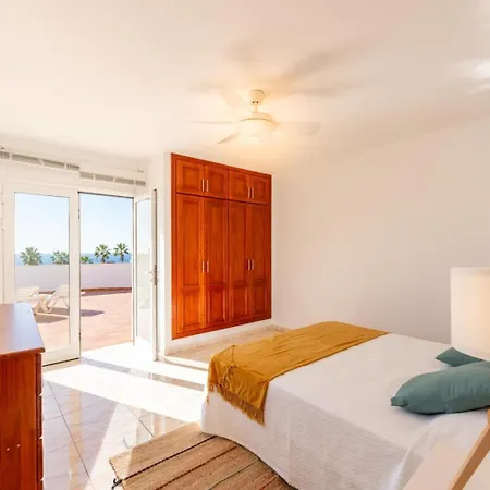 Evita Private Pool, Jacuzzi & Sea Views Villa Costa Adeje (Tenerife)