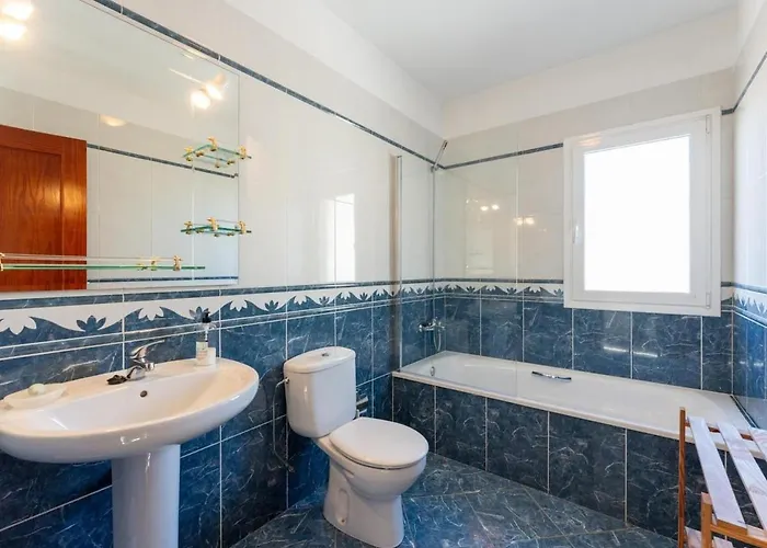 Willa Evita Private Pool, Jacuzzi & Sea Views