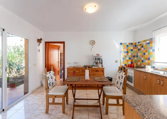 Evita Private Pool, Jacuzzi & Sea Views Willa *