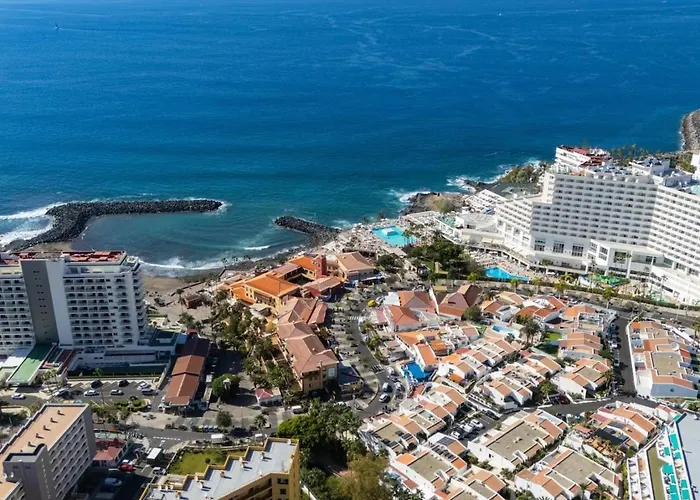 Willa Evita Private Pool, Jacuzzi & Sea Views *